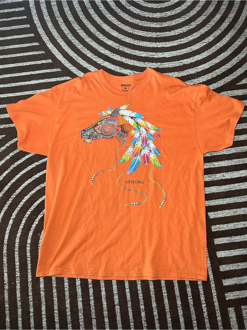 Vintage 1990s Orange Souvenir Arizona USA Feather and Bead Horse Travel T-Shirt